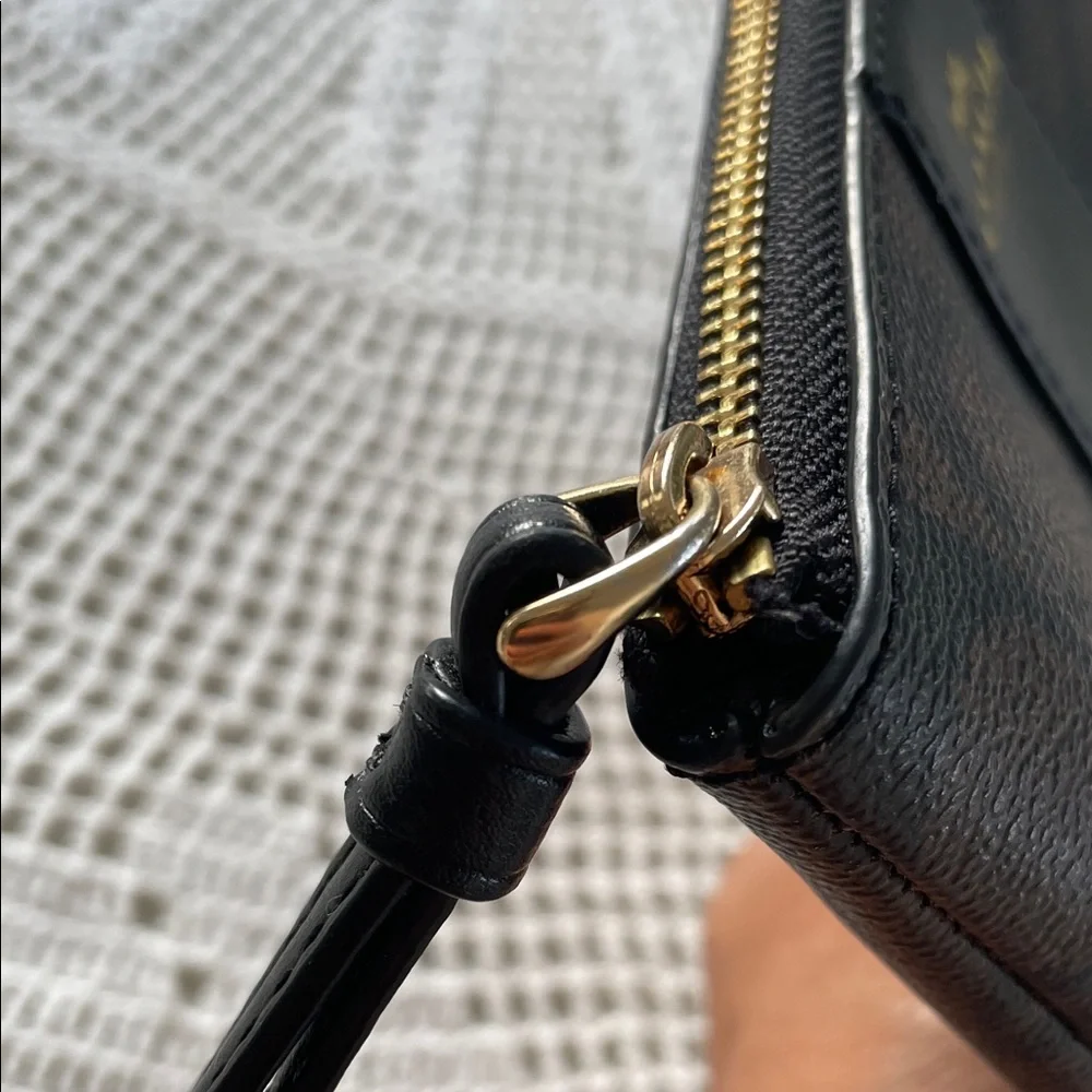 Coach Signature Black and Brown Wristlet (pre-owned, like new) - Picture 8 of 10